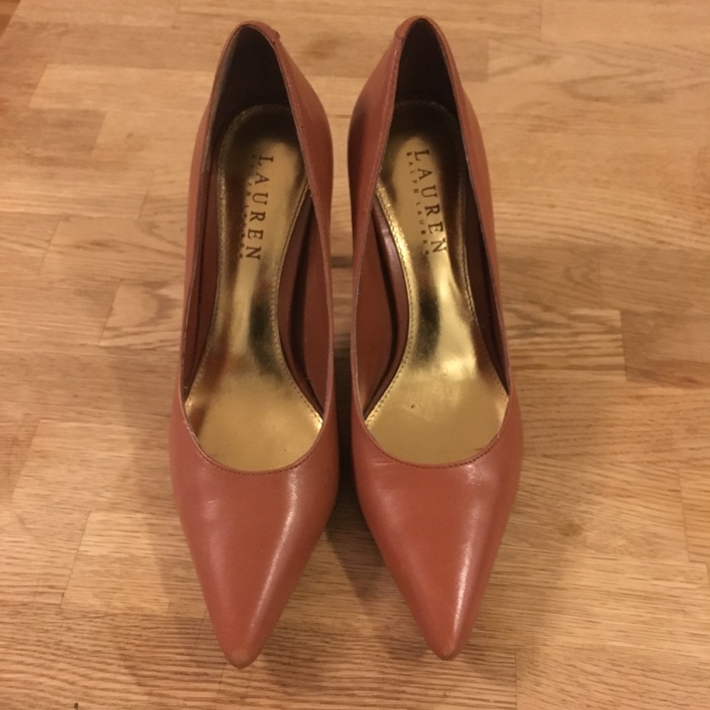 Ralph Lauren pumps; 6.5